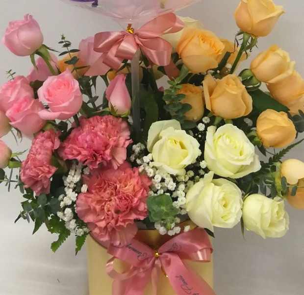 dav Pink, yellow and White