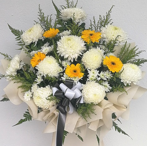 Book Flowers For Condolence Wreath Delivery