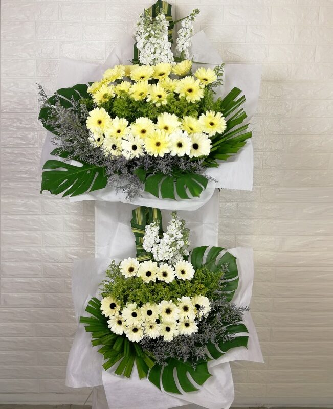 condolence funeral sympathy wreath stand