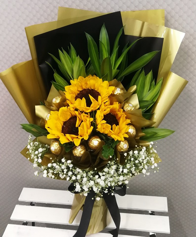 Places To Get Chocolate Bouquets In Malaysia flower basket arrangement