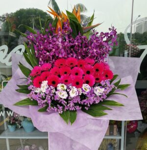 grand opening / congratulatory arrangement