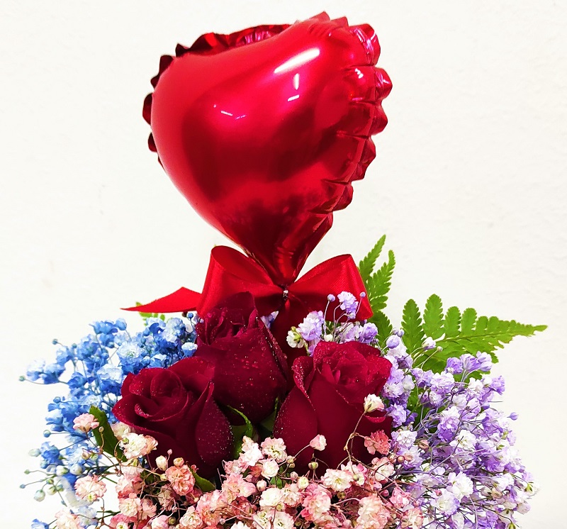 pink roses with pastel colors