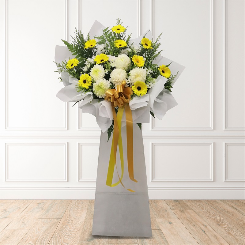 Book Flowers For Condolence Wreath Delivery condolence-funeral-sympathy-wreath stand