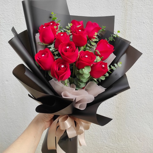 champagne roses bouquet