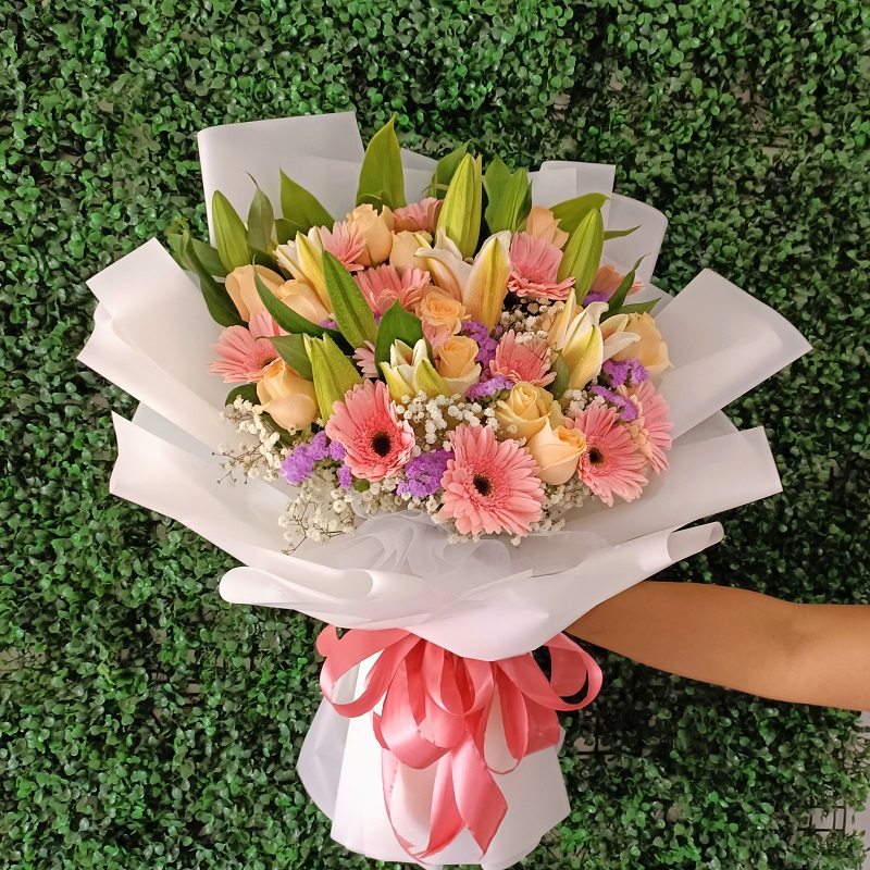 HM002M_DAISY_ROSE_LILY_BOUQUET