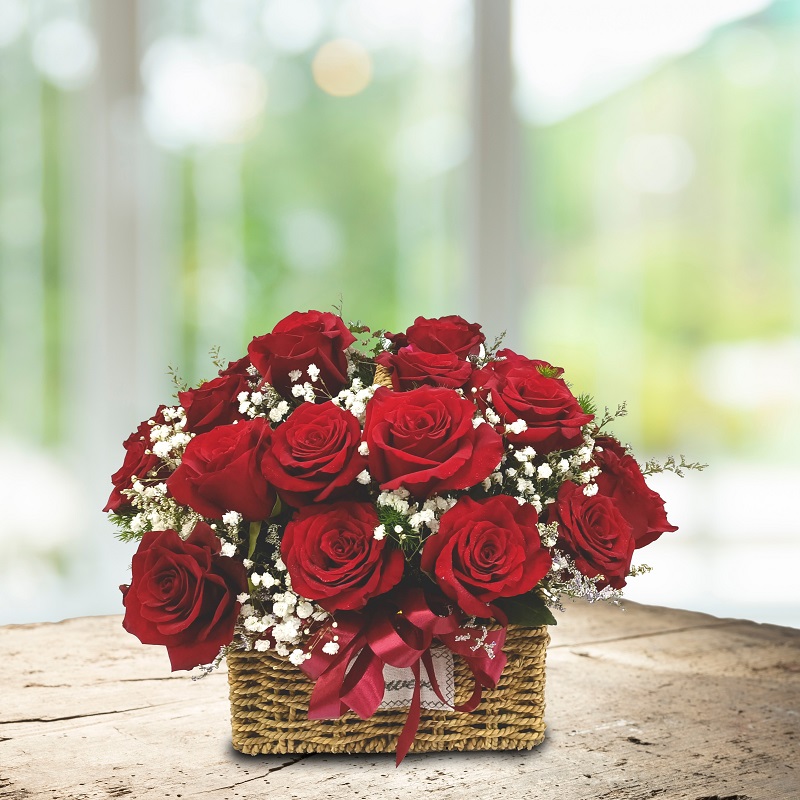VB014A_RED_ROSE_BASKET