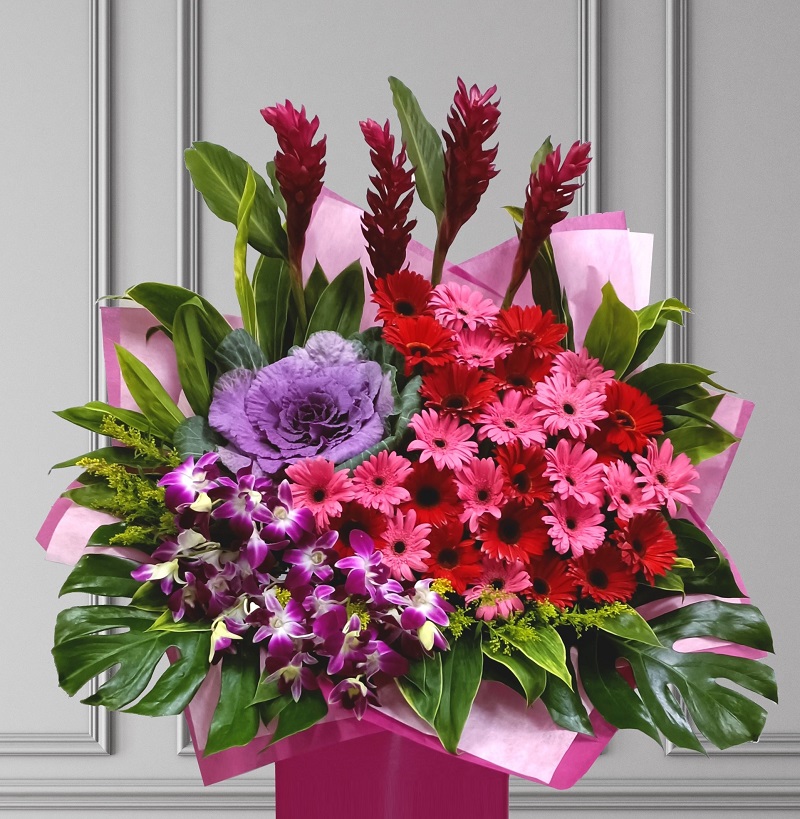 Modern,Classic,Gray,Empty,Interior,With,Wall,Panels,And,Wooden